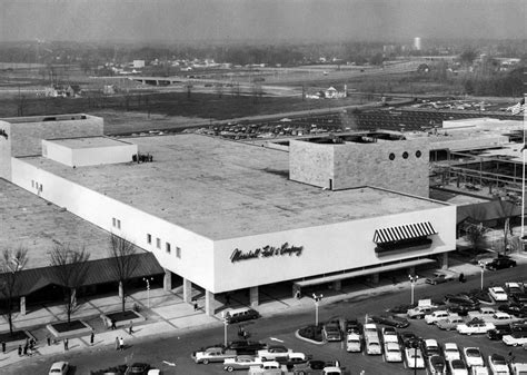 Watch Repair Old Orchard Mall in Skokie, IL .